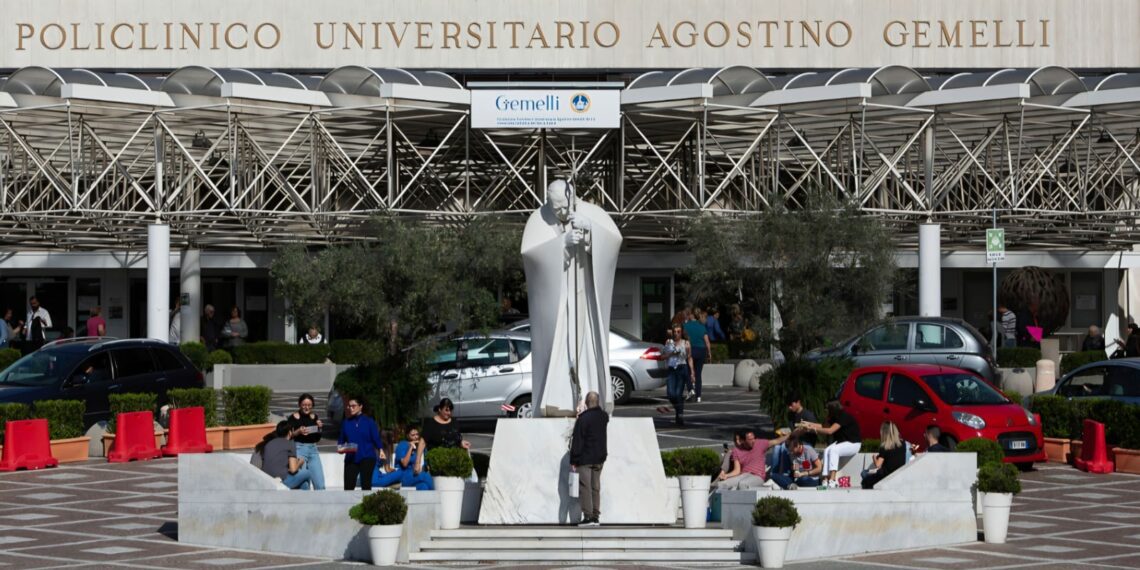 ospedale gemelli roma ph press