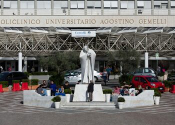 ospedale gemelli roma ph press