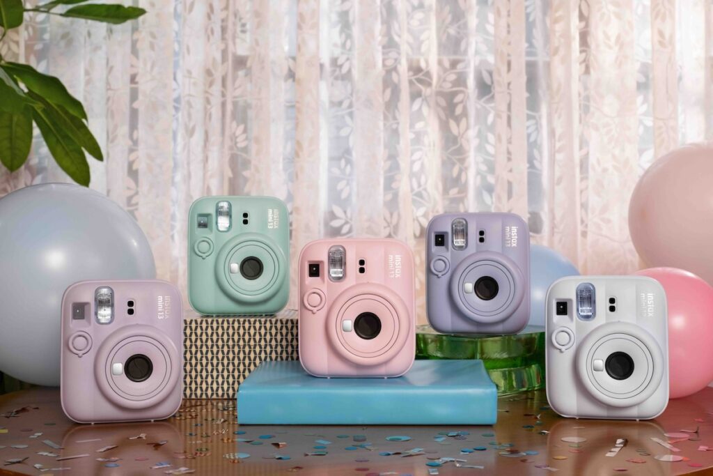 Instax mini 13 stills 6 ph Press 2