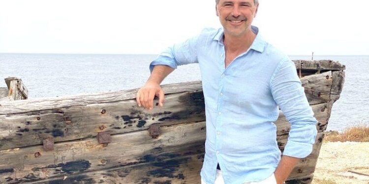 Beppe Convertini - Azzurro.. Storie di Mare ph Press