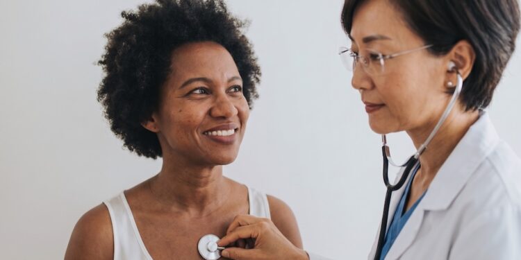 Salute cardiovascolare femminile ph AI